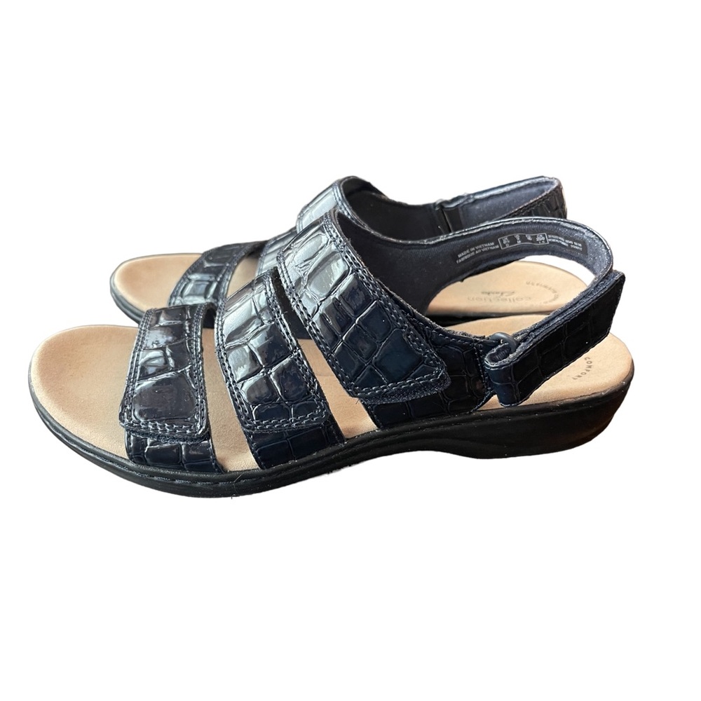 Collection by Clark’s Leisa Melinda sandals- patent leather